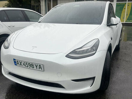 Тесла Model Y 2021 в Харькове на Automoto.ua Белый Тесла Model Y, объемом двигателя 0 л и пробегом 28 тыс. км за 26500 $, фото 1 на Automoto.ua
