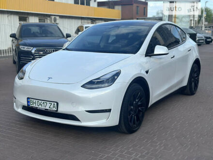 Белый Тесла Model Y, объемом двигателя 0 л и пробегом 33 тыс. км за 30500 $, фото 1 на Automoto.ua