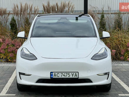 Тесла Model Y 2021 в Луцке на Automoto.ua Белый Тесла Model Y, объемом двигателя 0 л и пробегом 69 тыс. км за 22400 $, фото 1 на Automoto.ua