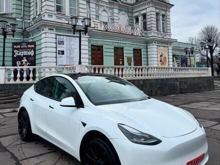 Білий Тесла Model Y, об'ємом двигуна 0 л та пробігом 95 тис. км за 19000 $, фото 1 на Automoto.ua