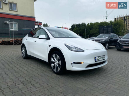 Тесла Model Y 2021 в Луцке на Automoto.ua Белый Тесла Model Y, объемом двигателя 0 л и пробегом 122 тыс. км за 23000 $, фото 1 на Automoto.ua