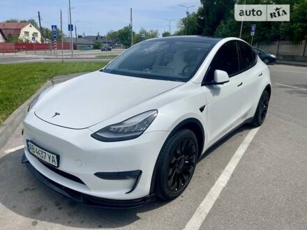 Білий Тесла Model Y, об'ємом двигуна 0 л та пробігом 31 тис. км за 34500 $, фото 1 на Automoto.ua