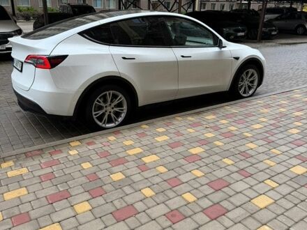 Білий Тесла Model Y, об'ємом двигуна 0 л та пробігом 160 тис. км за 18200 $, фото 1 на Automoto.ua