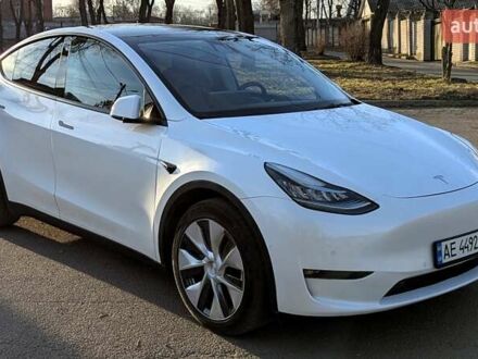 Тесла Model Y 2021 в Днепре (Днепропетровске) на Automoto.ua Белый Тесла Model Y, объемом двигателя 0 л и пробегом 101 тыс. км за 23899 $, фото 1 на Automoto.ua