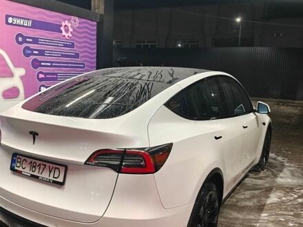 Белый Тесла Model Y, объемом двигателя 0 л и пробегом 154 тыс. км за 22500 $, фото 1 на Automoto.ua