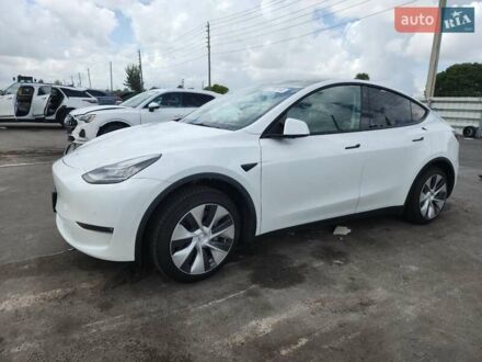 Белый Тесла Model Y, объемом двигателя 0 л и пробегом 105 тыс. км за 9600 $, фото 1 на Automoto.ua