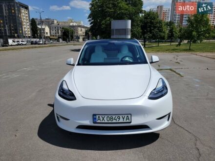 Белый Тесла Model Y, объемом двигателя 0 л и пробегом 6 тыс. км за 23000 $, фото 1 на Automoto.ua