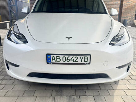 Білий Тесла Model Y, об'ємом двигуна 0 л та пробігом 72 тис. км за 29900 $, фото 1 на Automoto.ua