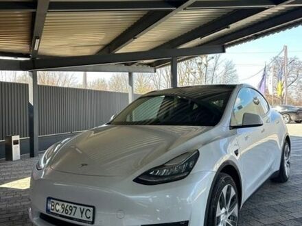 Белый Тесла Model Y, объемом двигателя 0 л и пробегом 79 тыс. км за 22990 $, фото 1 на Automoto.ua