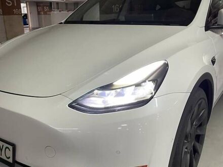 Тесла Model Y 2021 в Первомайск на Automoto.ua Белый Тесла Model Y, объемом двигателя 0 л и пробегом 119 тыс. км за 24600 $, фото 1 на Automoto.ua