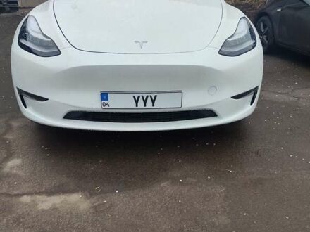 Тесла Model Y 2021 в Кривом Роге на Automoto.ua Белый Тесла Model Y, объемом двигателя 0 л и пробегом 11 тыс. км за 22500 $, фото 1 на Automoto.ua
