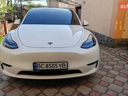 Белый Тесла Model Y, объемом двигателя 0 л и пробегом 107 тыс. км за 31000 $, фото 1 на Automoto.ua