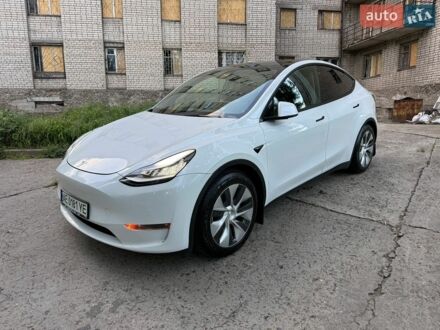Белый Тесла Model Y, объемом двигателя 0 л и пробегом 90 тыс. км за 25555 $, фото 1 на Automoto.ua