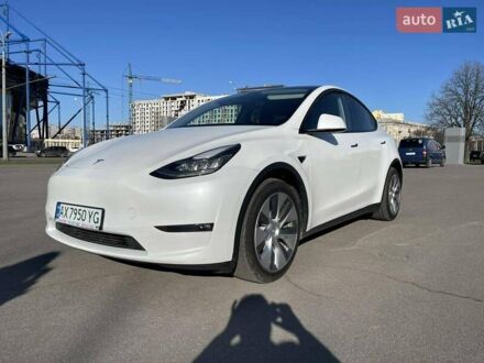 Тесла Model Y 2021 в Харькове на Automoto.ua Белый Тесла Model Y, объемом двигателя 0 л и пробегом 81 тыс. км за 23999 $, фото 1 на Automoto.ua