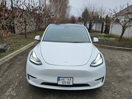 Тесла Model Y 2021 в Днепре (Днепропетровске) на Automoto.ua Белый Тесла Model Y, объемом двигателя 0 л и пробегом 78 тыс. км за 29999 $, фото 1 на Automoto.ua