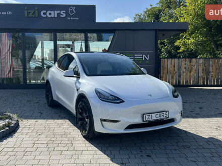 Тесла Model Y 2021 в Львове на Automoto.ua Белый Тесла Model Y, объемом двигателя 0 л и пробегом 88 тыс. км за 25700 $, фото 1 на Automoto.ua