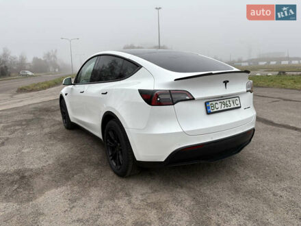 Білий Тесла Model Y, об'ємом двигуна 0 л та пробігом 89 тис. км за 26200 $, фото 1 на Automoto.ua