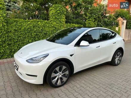 Тесла Model Y 2021 в Одессе на Automoto.ua Белый Тесла Model Y, объемом двигателя 0 л и пробегом 69 тыс. км за 25500 $, фото 1 на Automoto.ua