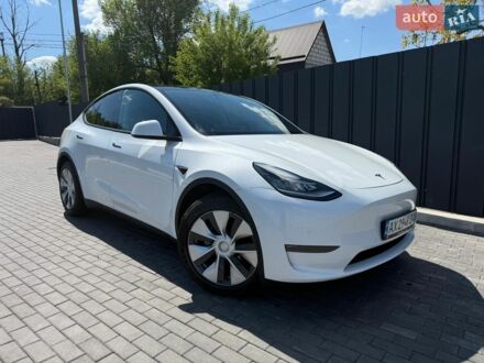 Белый Тесла Model Y, объемом двигателя 0 л и пробегом 60 тыс. км за 24700 $, фото 1 на Automoto.ua