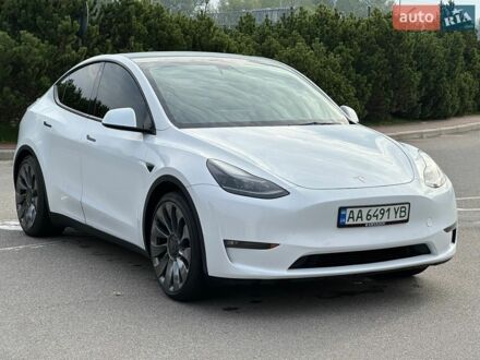 Білий Тесла Model Y, об'ємом двигуна 0 л та пробігом 98 тис. км за 23999 $, фото 1 на Automoto.ua