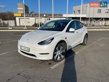Тесла Model Y 2021 в Киеве на Automoto.ua Белый Тесла Model Y, объемом двигателя 0 л и пробегом 74 тыс. км за 21000 $, фото 1 на Automoto.ua