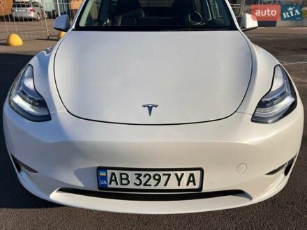 Белый Тесла Model Y, объемом двигателя 0 л и пробегом 47 тыс. км за 26000 $, фото 1 на Automoto.ua