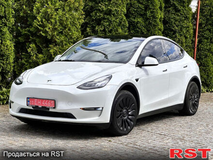 Тесла Model Y 2021 в Киеве на Automoto.ua Белый Тесла Model Y, объемом двигателя 0.26 л и пробегом 80 тыс. км за 21500 $, фото 1 на Automoto.ua