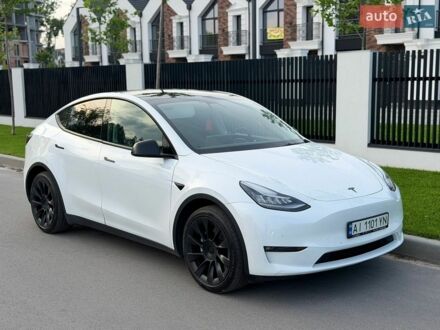 Белый Тесла Model Y, объемом двигателя 0 л и пробегом 73 тыс. км за 22999 $, фото 1 на Automoto.ua