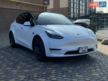Тесла Model Y 2021 в Виннице на Automoto.ua Белый Тесла Model Y, объемом двигателя 0 л и пробегом 24 тыс. км за 47000 $, фото 1 на Automoto.ua