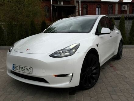 Белый Тесла Model Y, объемом двигателя 0 л и пробегом 92 тыс. км за 21999 $, фото 1 на Automoto.ua