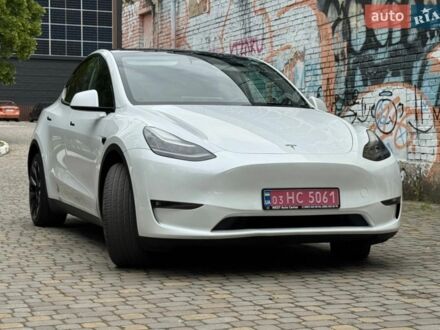 Белый Тесла Model Y, объемом двигателя 0 л и пробегом 137 тыс. км за 22500 $, фото 1 на Automoto.ua