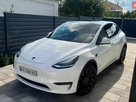 Белый Тесла Model Y, объемом двигателя 0 л и пробегом 125 тыс. км за 22500 $, фото 1 на Automoto.ua