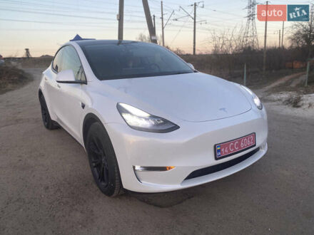Тесла Model Y 2021 в Львове на Automoto.ua Белый Тесла Model Y, объемом двигателя 0 л и пробегом 32 тыс. км за 25700 $, фото 1 на Automoto.ua