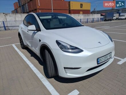 Белый Тесла Model Y, объемом двигателя 0 л и пробегом 44 тыс. км за 22900 $, фото 1 на Automoto.ua