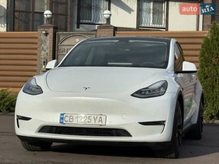 Тесла Model Y 2021 у Києві на Automoto.ua Білий Тесла Model Y, об'ємом двигуна 0 л та пробігом 79 тис. км за 24700 $, фото 1 на Automoto.ua