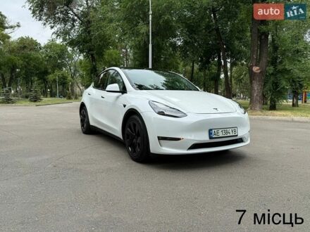 Белый Тесла Model Y, объемом двигателя 0 л и пробегом 69 тыс. км за 24400 $, фото 1 на Automoto.ua