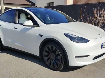 Тесла Model Y 2021 в Киеве на Automoto.ua Белый Тесла Model Y, объемом двигателя 0 л и пробегом 38 тыс. км за 34200 $, фото 1 на Automoto.ua