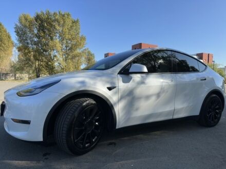 Білий Тесла Model Y, об'ємом двигуна 0 л та пробігом 73 тис. км за 29400 $, фото 1 на Automoto.ua