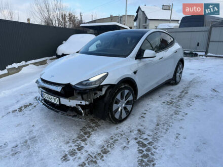 Білий Тесла Model Y, об'ємом двигуна 0 л та пробігом 130 тис. км за 17800 $, фото 1 на Automoto.ua