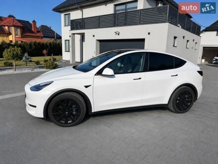 Белый Тесла Model Y, объемом двигателя 0 л и пробегом 91 тыс. км за 23500 $, фото 1 на Automoto.ua