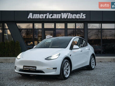 Белый Тесла Model Y, объемом двигателя 0 л и пробегом 69 тыс. км за 27500 $, фото 1 на Automoto.ua
