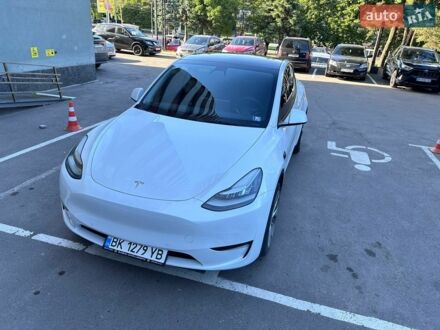 Белый Тесла Model Y, объемом двигателя 0 л и пробегом 42 тыс. км за 20700 $, фото 1 на Automoto.ua