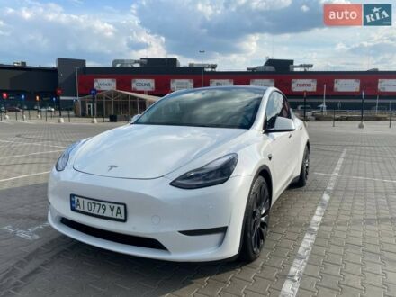 Белый Тесла Model Y, объемом двигателя 0 л и пробегом 45 тыс. км за 24000 $, фото 1 на Automoto.ua