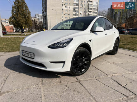 Тесла Model Y 2021 в Львове на Automoto.ua Белый Тесла Model Y, объемом двигателя 0 л и пробегом 15 тыс. км за 27500 $, фото 1 на Automoto.ua