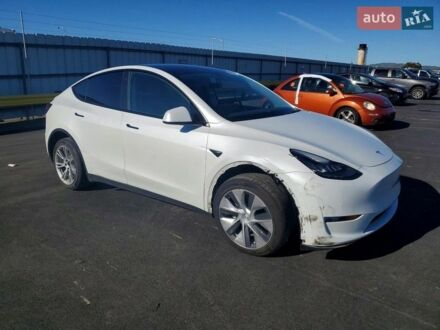 Білий Тесла Model Y, об'ємом двигуна 0 л та пробігом 110 тис. км за 7500 $, фото 1 на Automoto.ua