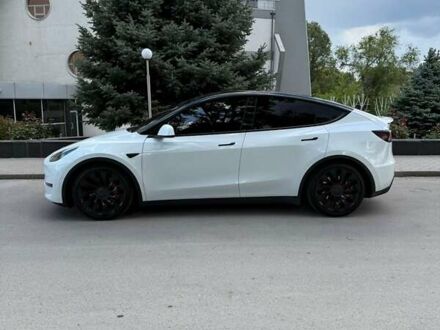 Тесла Model Y 2022 у Запоріжжя на Automoto.ua Білий Тесла Model Y, об'ємом двигуна 0 л та пробігом 90 тис. км за 27500 $, фото 1 на Automoto.ua