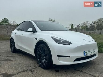 Белый Тесла Model Y, объемом двигателя 0 л и пробегом 73 тыс. км за 27900 $, фото 1 на Automoto.ua