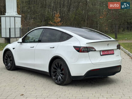 Білий Тесла Model Y, об'ємом двигуна 0 л та пробігом 115 тис. км за 25800 $, фото 1 на Automoto.ua