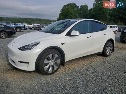 Белый Тесла Model Y, объемом двигателя 0 л и пробегом 95 тыс. км за 9800 $, фото 1 на Automoto.ua