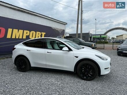 Белый Тесла Model Y, объемом двигателя 0 л и пробегом 66 тыс. км за 24600 $, фото 1 на Automoto.ua